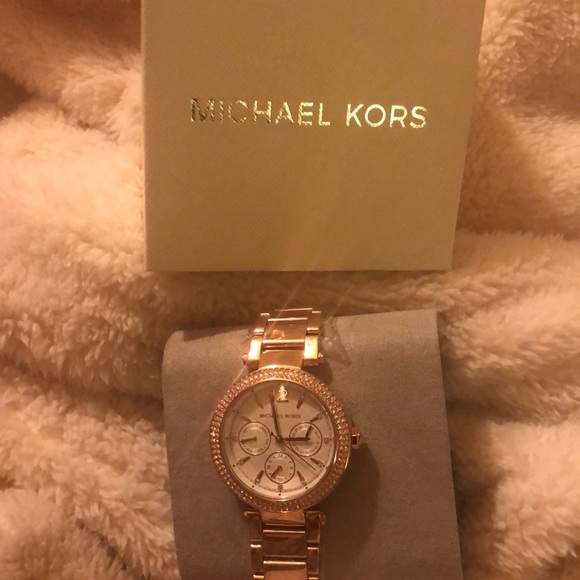 Michael Kors Jewelry - Michael kors rose gold watch
